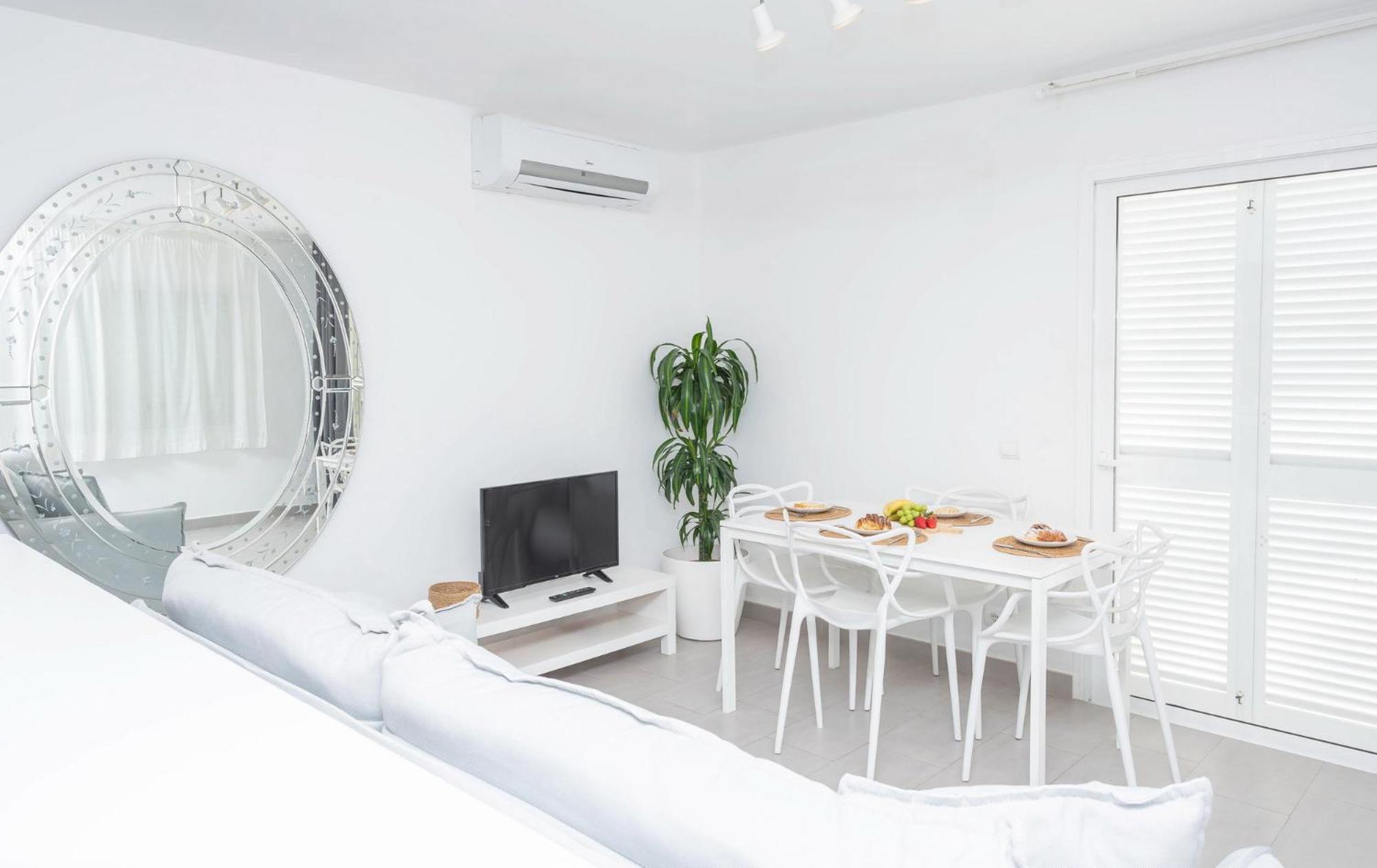 Enkala Apartamentos Ибиса Екстериор снимка